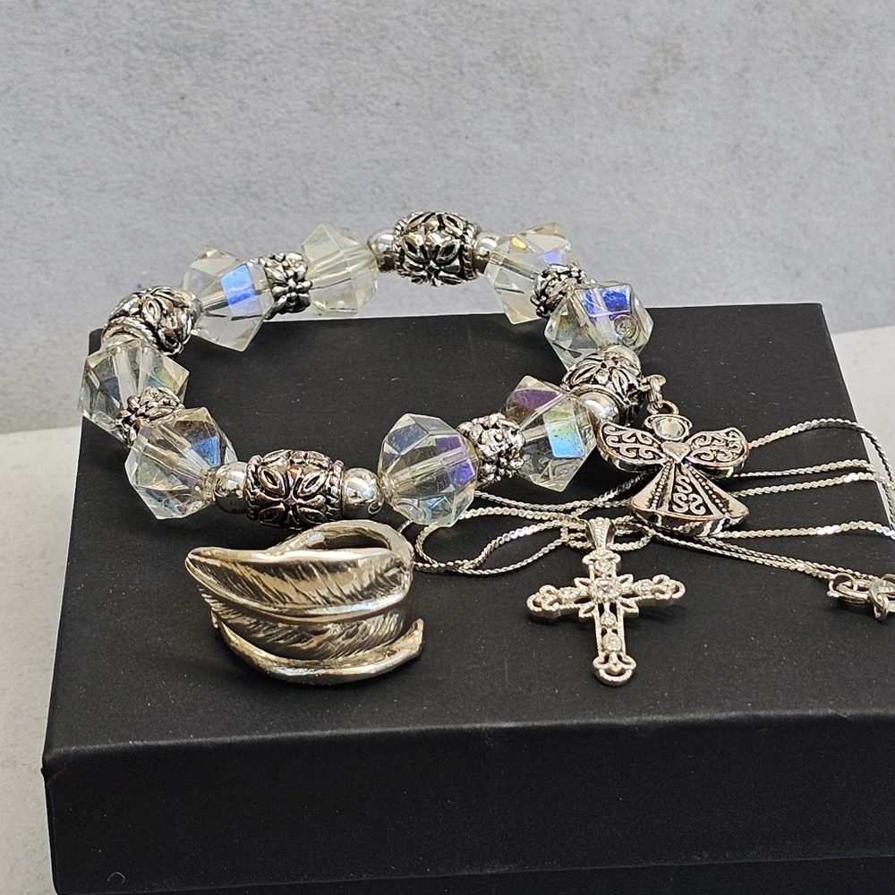 SET! 925 Cross with 925 Feather Ring & Stretch Angel Bead Bracelet SET! - Picture 7 of 16